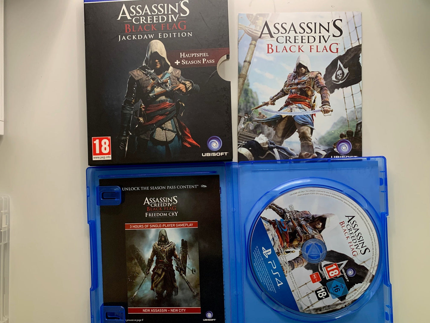 PS4 - Assassin's Creed IV: Black Flag Jackdaw Edition - DE